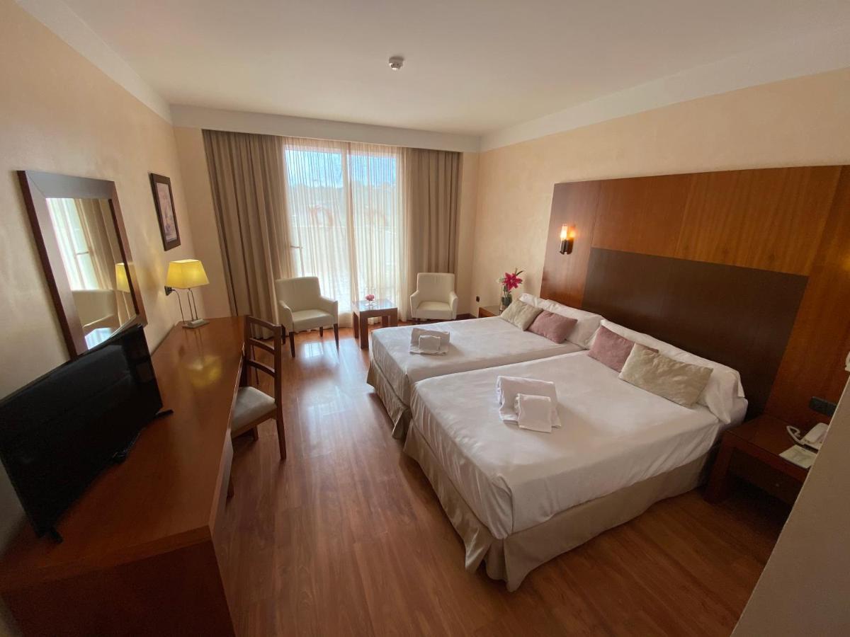 Montera Plaza Hotel Los Barrios