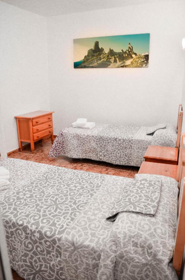 Banana Surf House Guest house