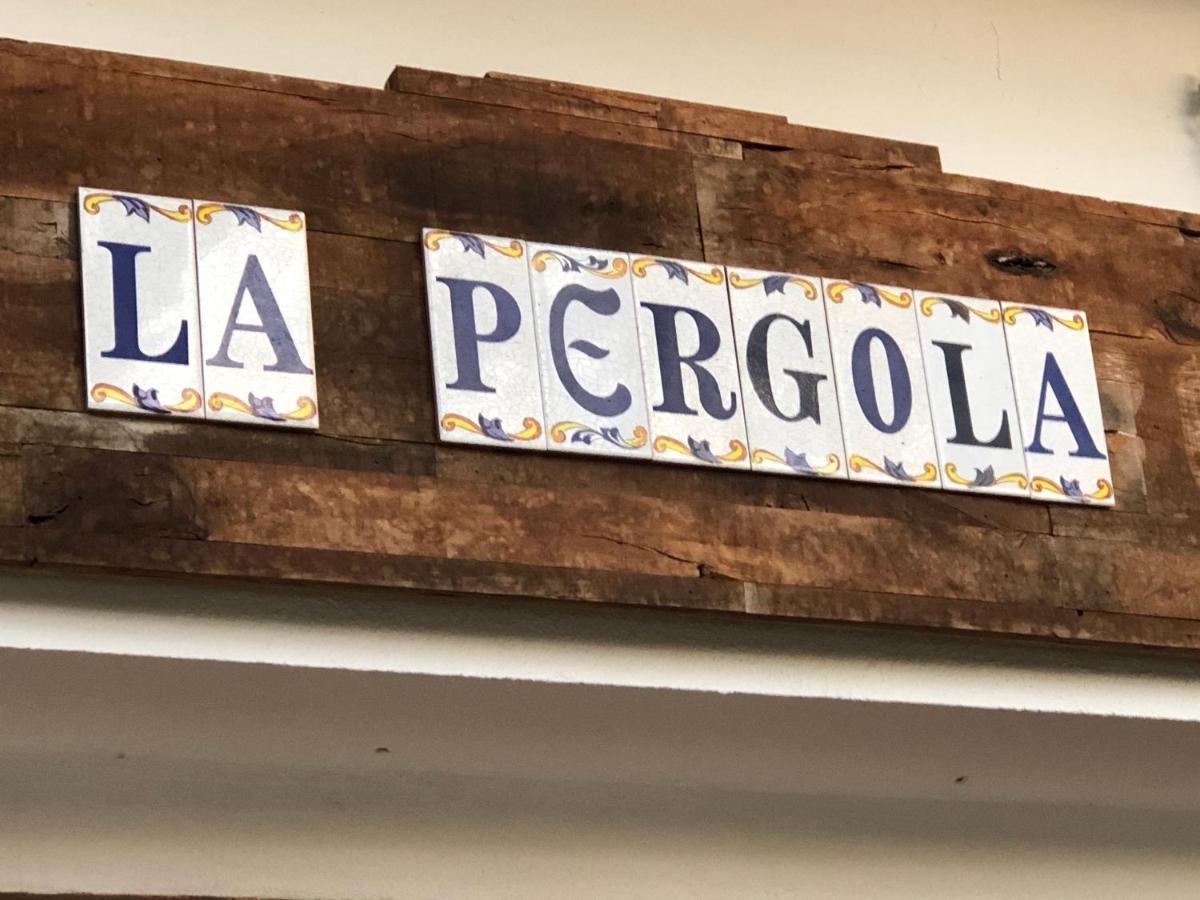 La Pergola Hostel Es Pujols