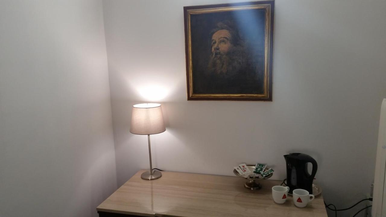 Mercadoiro Hostal *