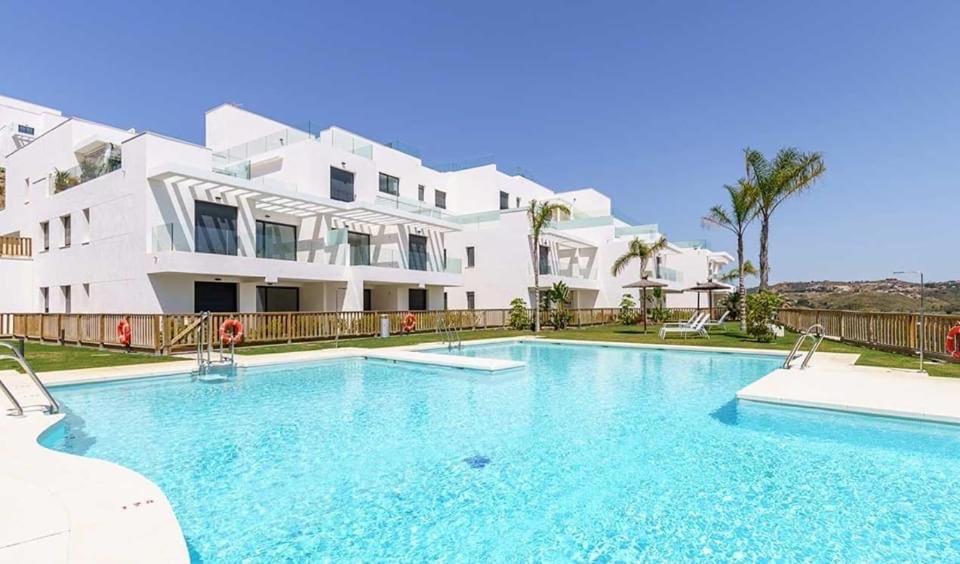 Casa La Cala - Brand New - - Marbella - Malaga Area 2 Or 3 Bedroom *