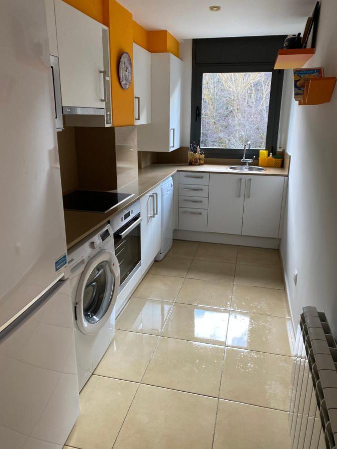 Duplex Roca Del Sucut Apartment *