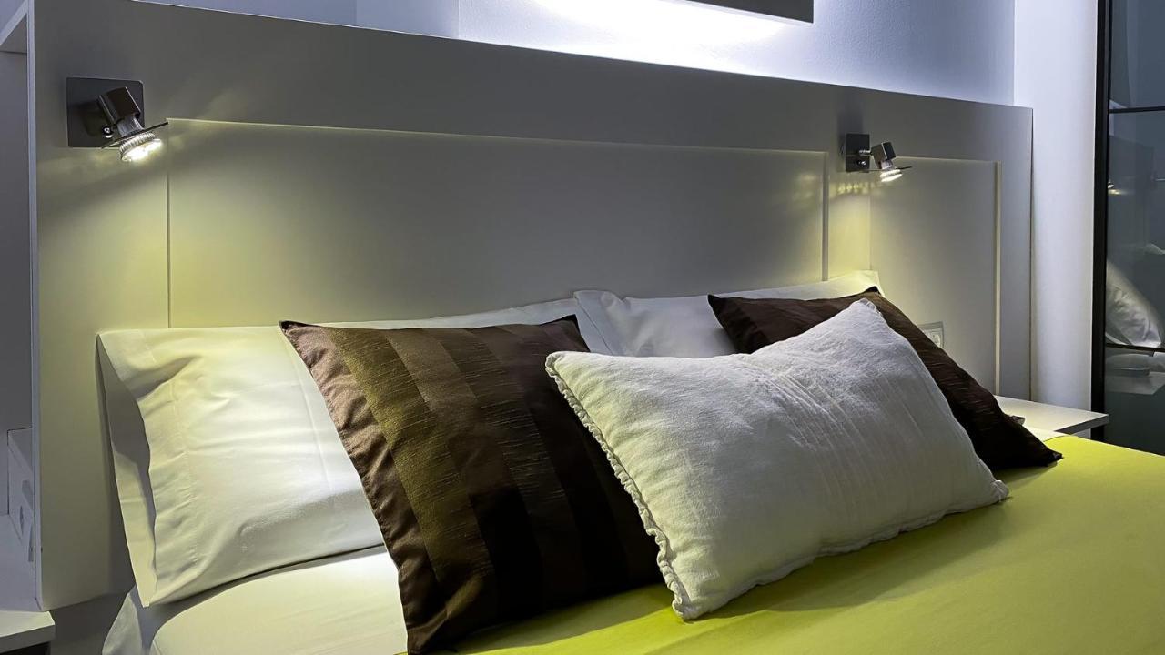 Y Habitacions Entre Volcans Apartment