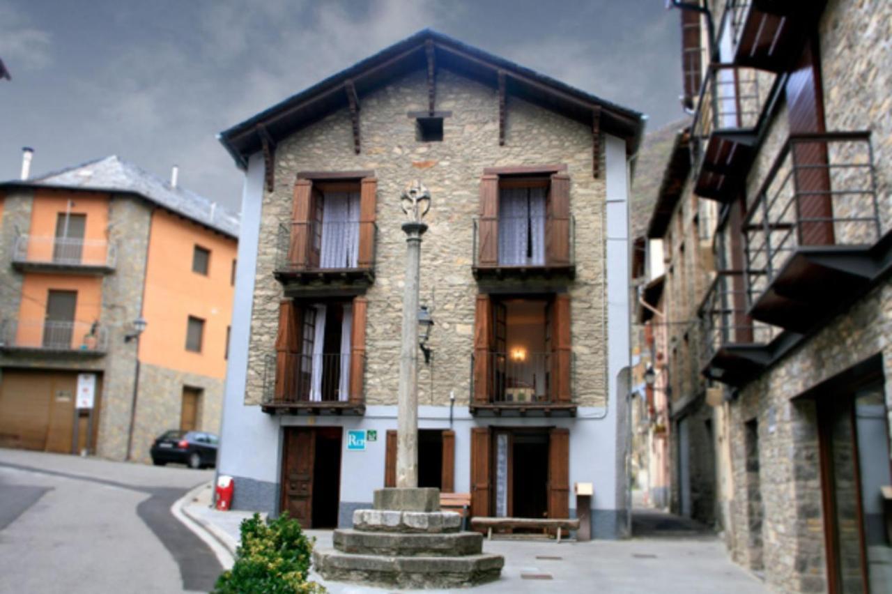 L'oficial * Esterri D'Aneu