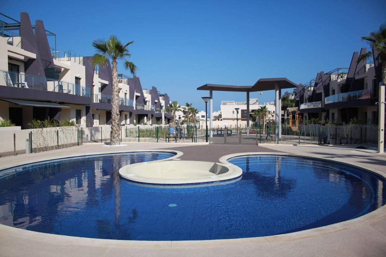 Playa Elisa Costa 819 - Pool View 400m From Mil Palmeras Apartment *