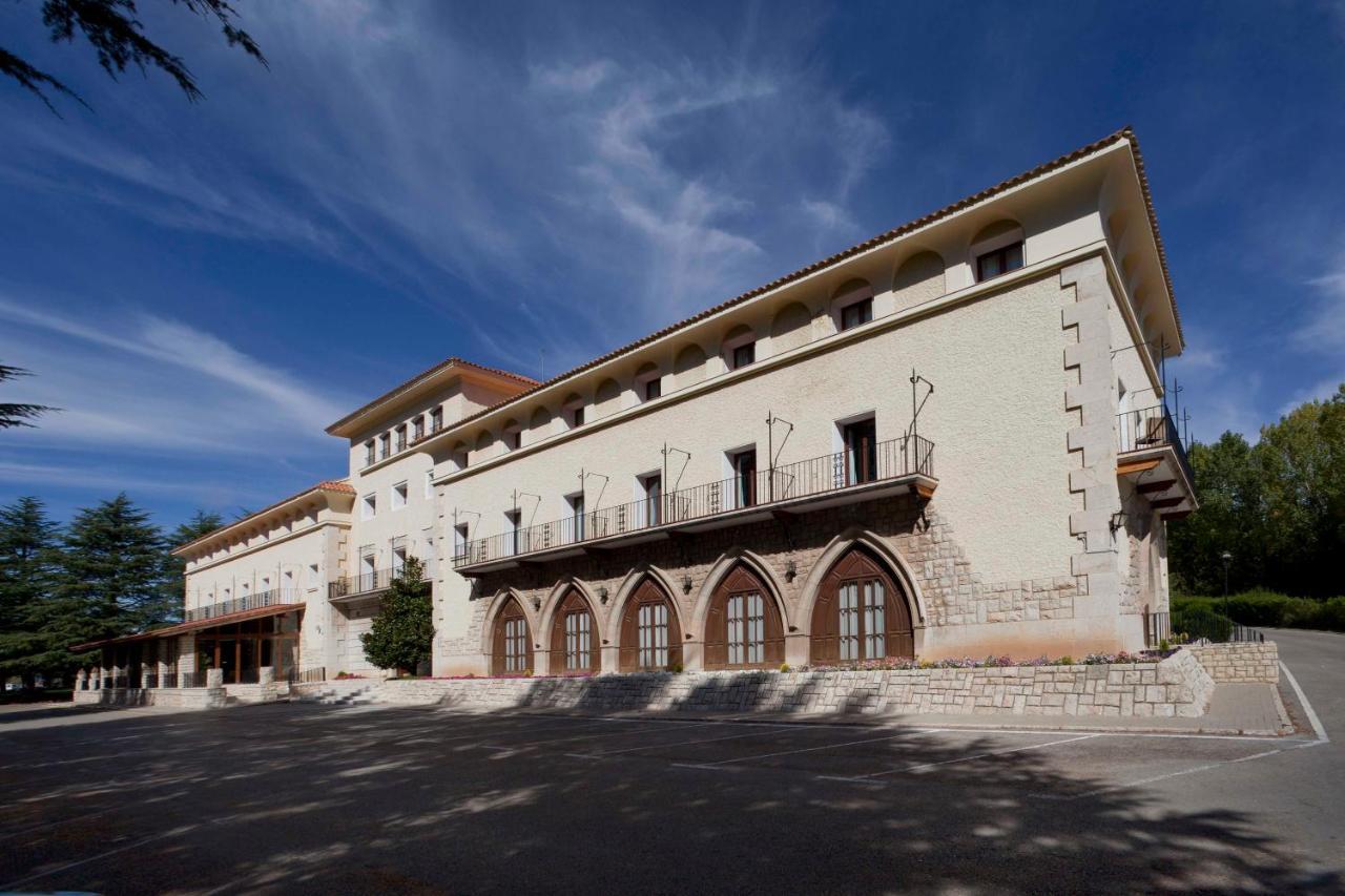 Hotel De 4*