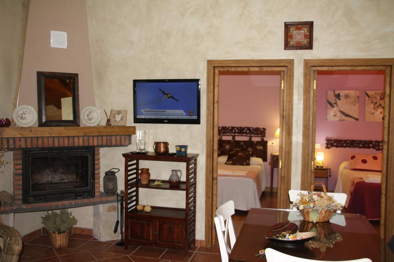 Casitas De La Velilla * Pedraza