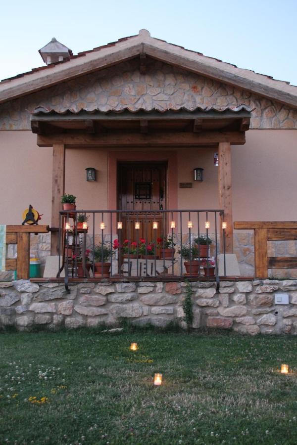 Casitas De La Velilla Pedraza