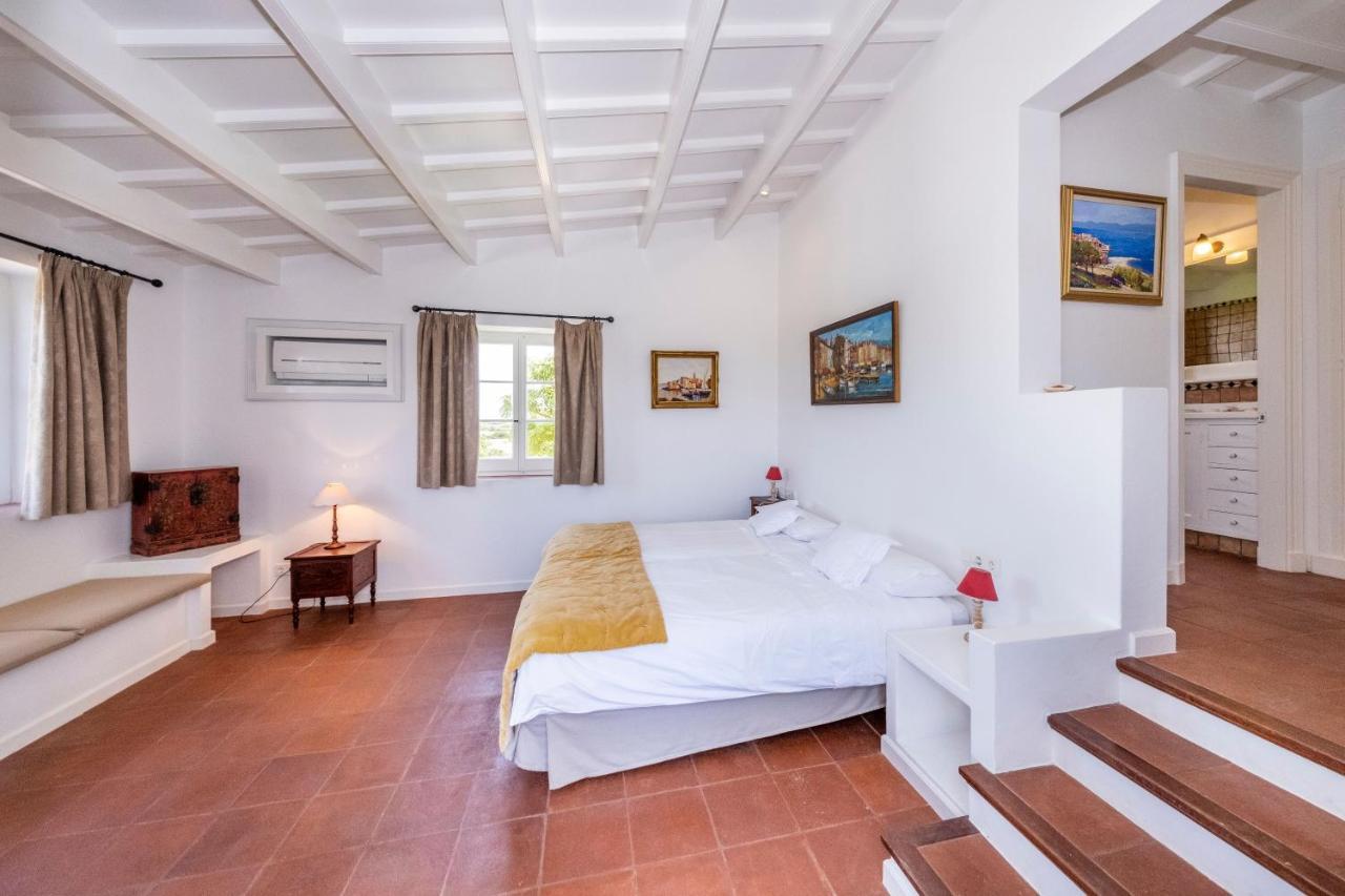 Magnificent Finca With Mini-golf, Padel Court, Hot Tub & 2 Pools Villa *