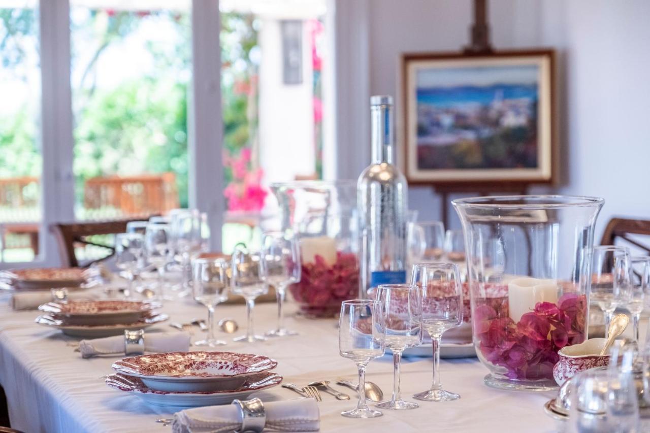Villa Magnificent Finca With Mini-golf, Padel Court, Hot Tub & 2 Pools Sant Lluís