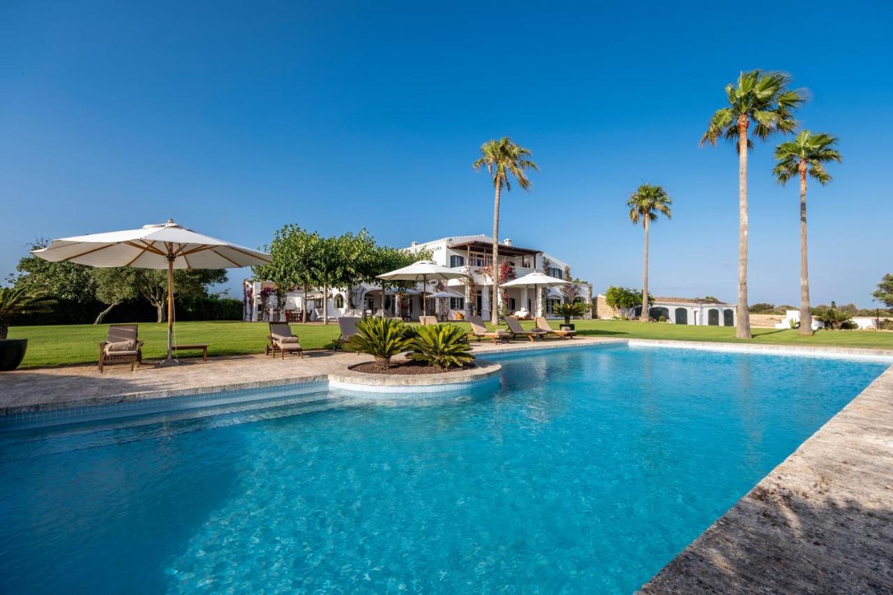 Magnificent Finca With Mini-golf, Padel Court, Hot Tub & 2 Pools Villa Sant Lluís