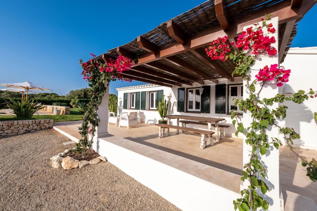 Villa Magnificent Finca With Mini-golf, Padel Court, Hot Tub & 2 Pools