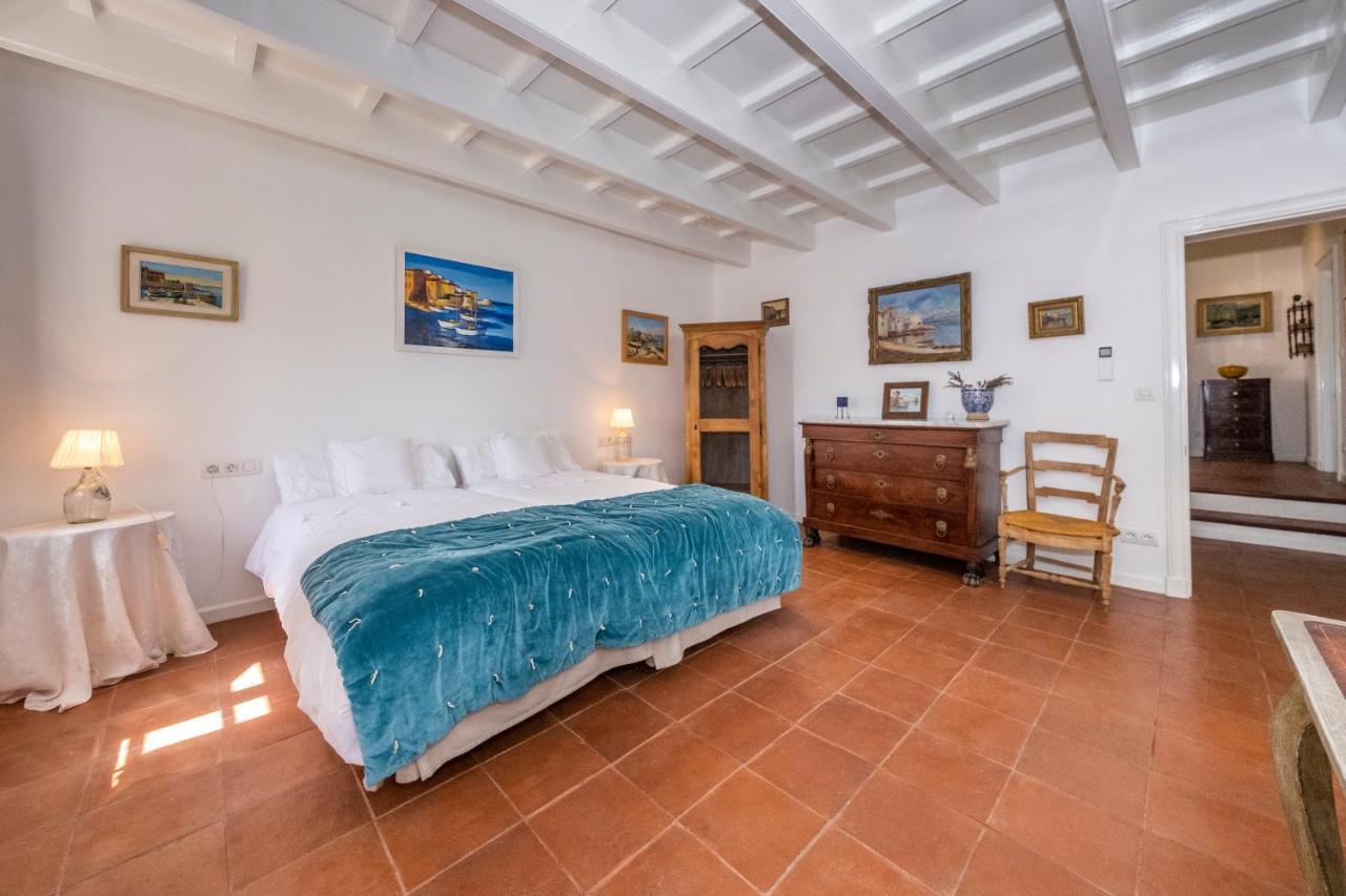 Magnificent Finca With Mini-golf, Padel Court, Hot Tub & 2 Pools Sant Lluís