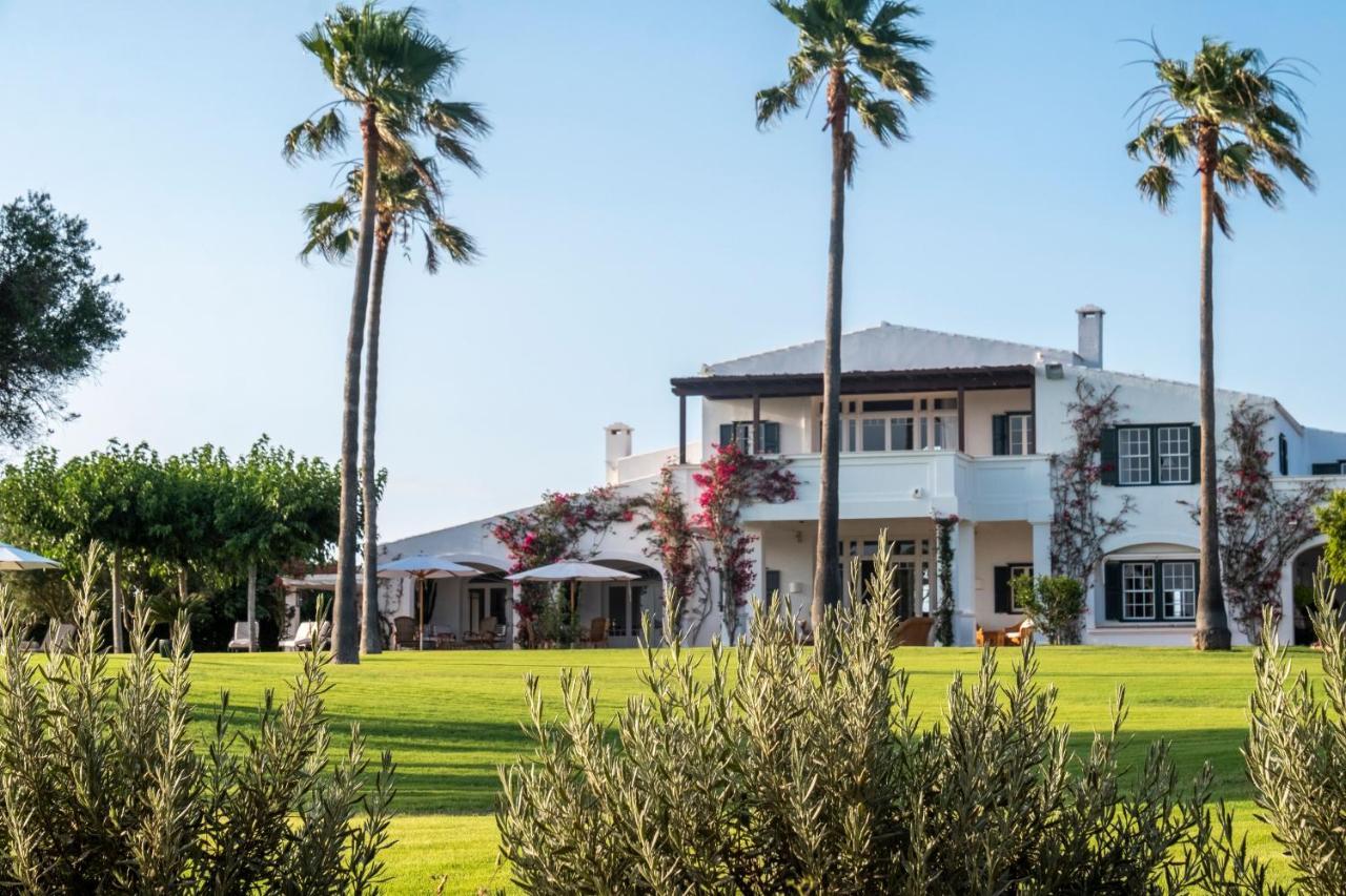 Villa Magnificent Finca With Mini-golf, Padel Court, Hot Tub & 2 Pools