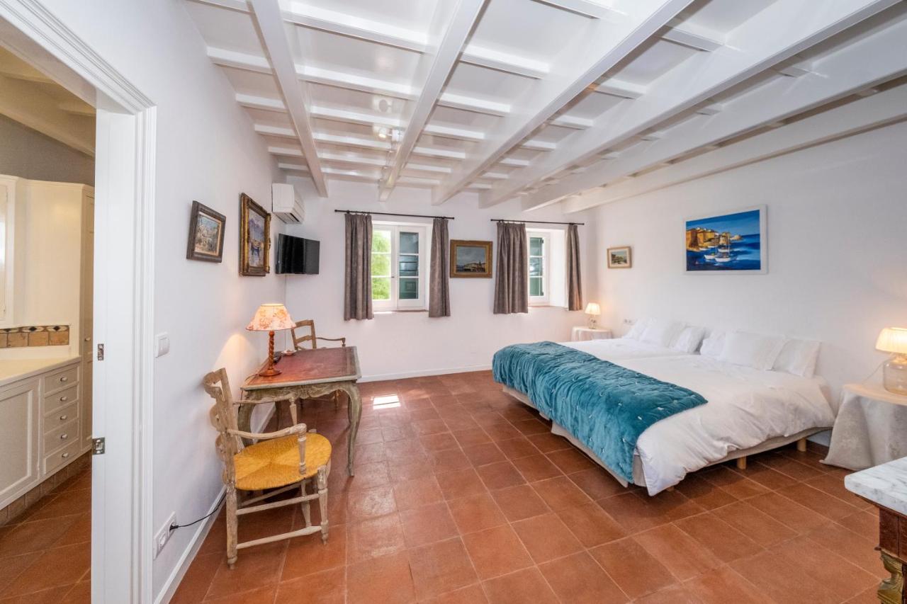 Villa Magnificent Finca With Mini-golf, Padel Court, Hot Tub & 2 Pools *