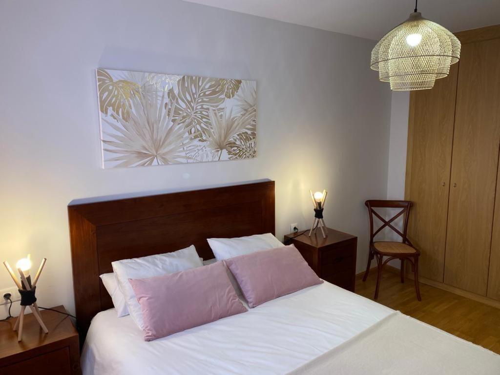 Fantastico Con Jardin En Vut Hu-20-007 Apartment