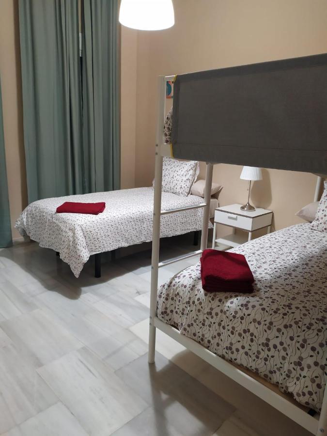 Centrico Y Luminoso Con 2 Dormitorios. A/c + Wifi * Seville