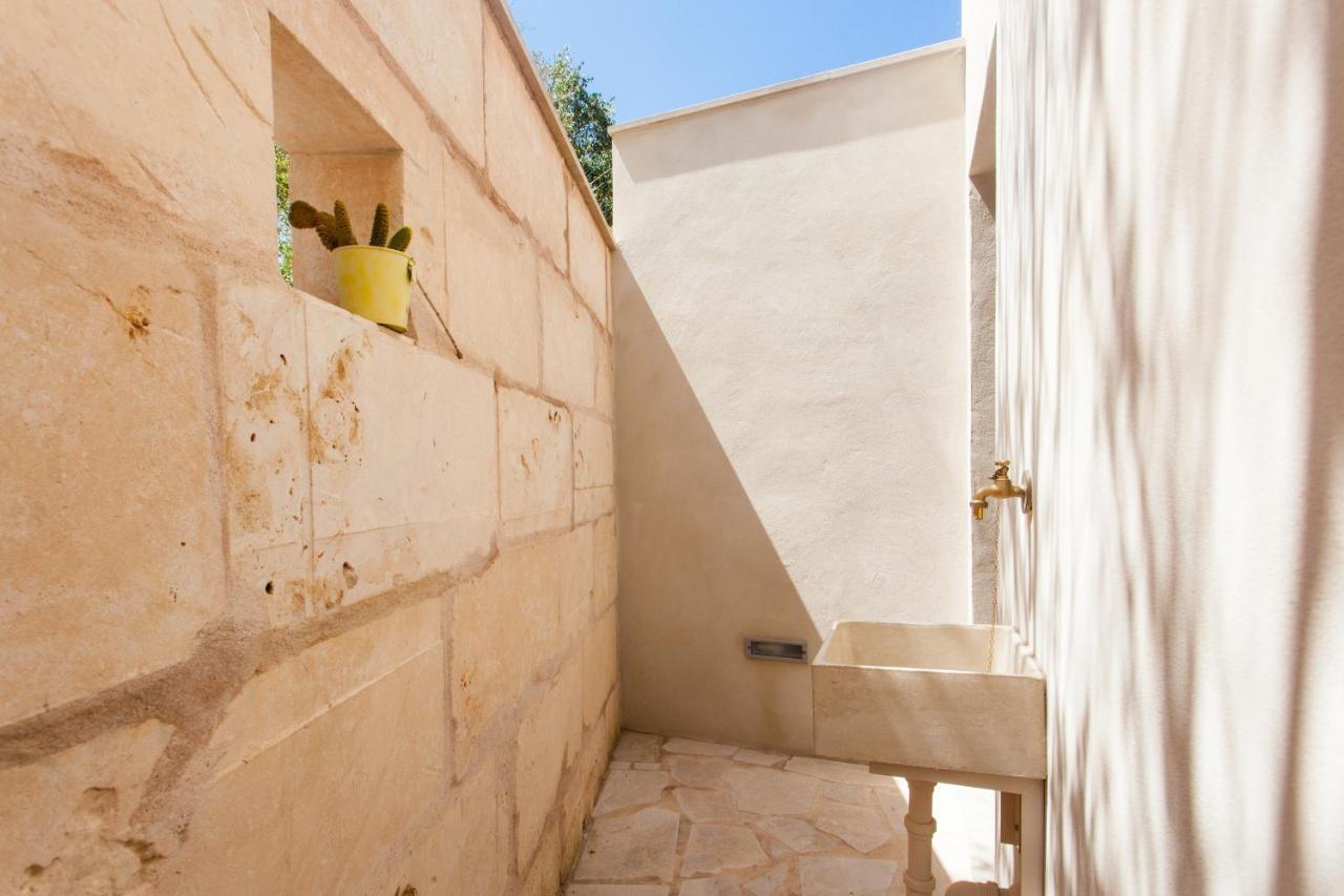 Idayvuelta & With Private Pool Guest house *