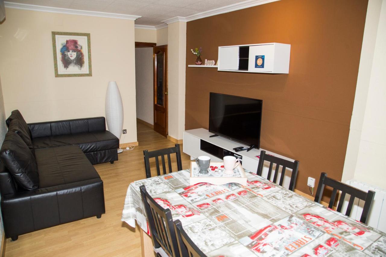 1 - Parking Gratuito Apartment Reus