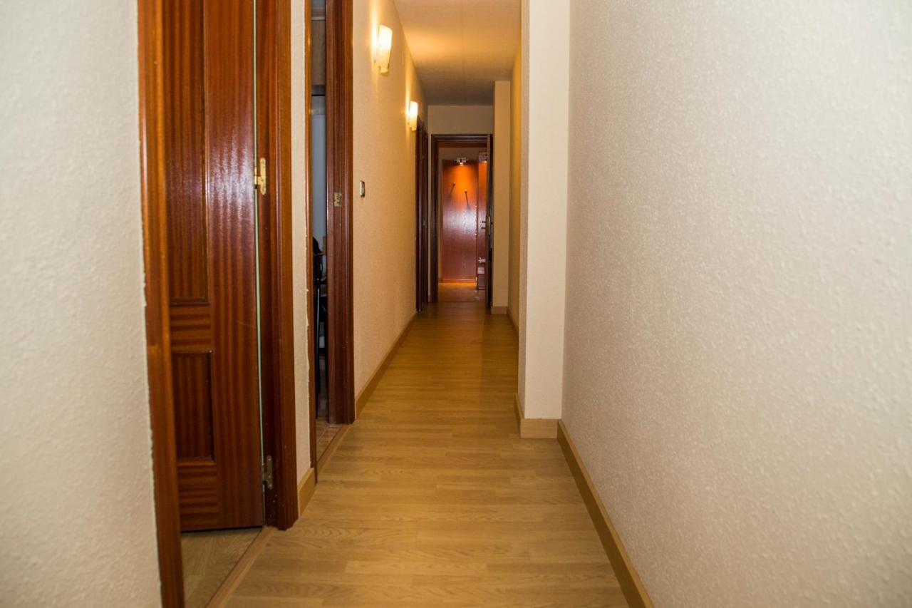 1 - Parking Gratuito *