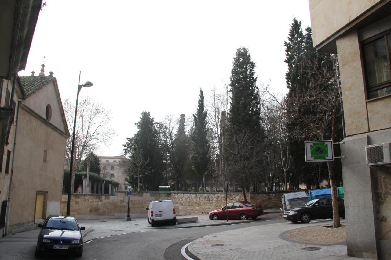 Vut Ursulas Apartment
