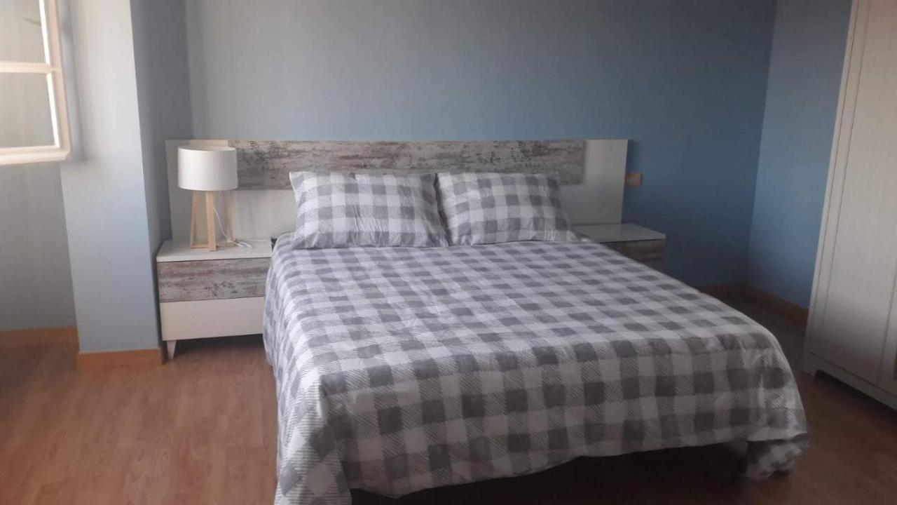 Con Terraza En El Casco Historico Apartamento *