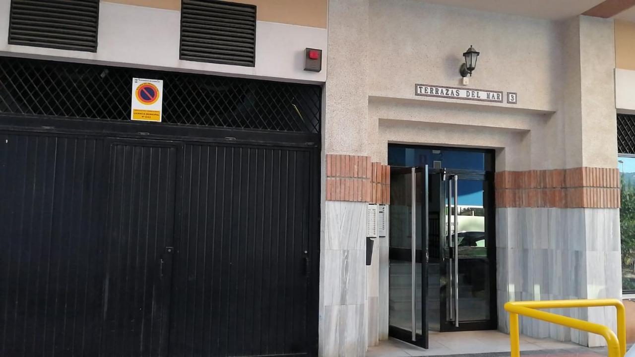 Apartment Center Paseo Apartment: Renovated With Double Garage