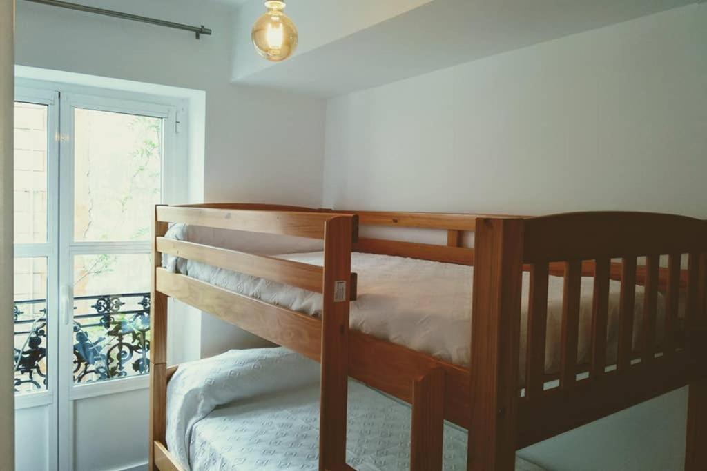 Apartamento La Joya Del 32. Centro De Burgos. Wifi