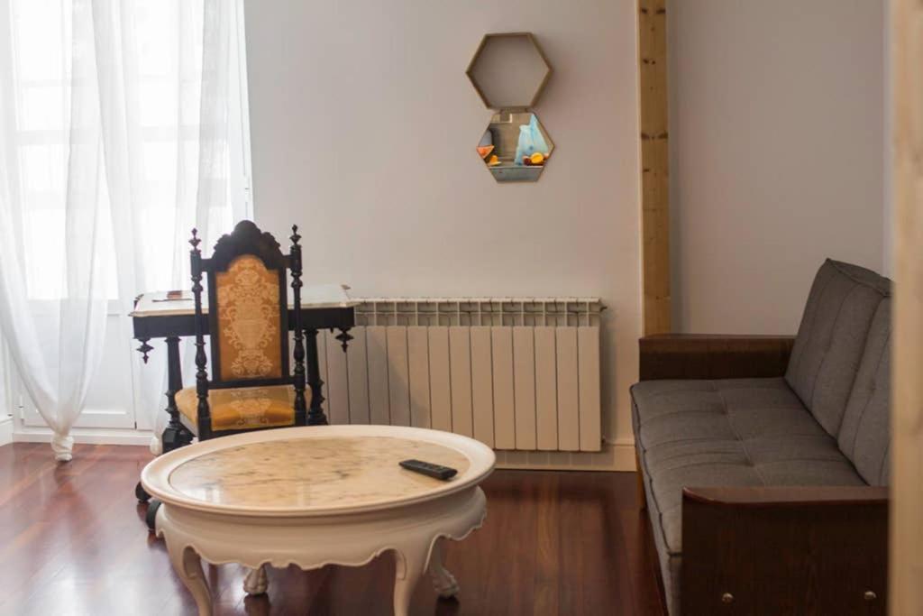 Apartamento La Joya Del 32. Centro De Burgos. Wifi Burgo