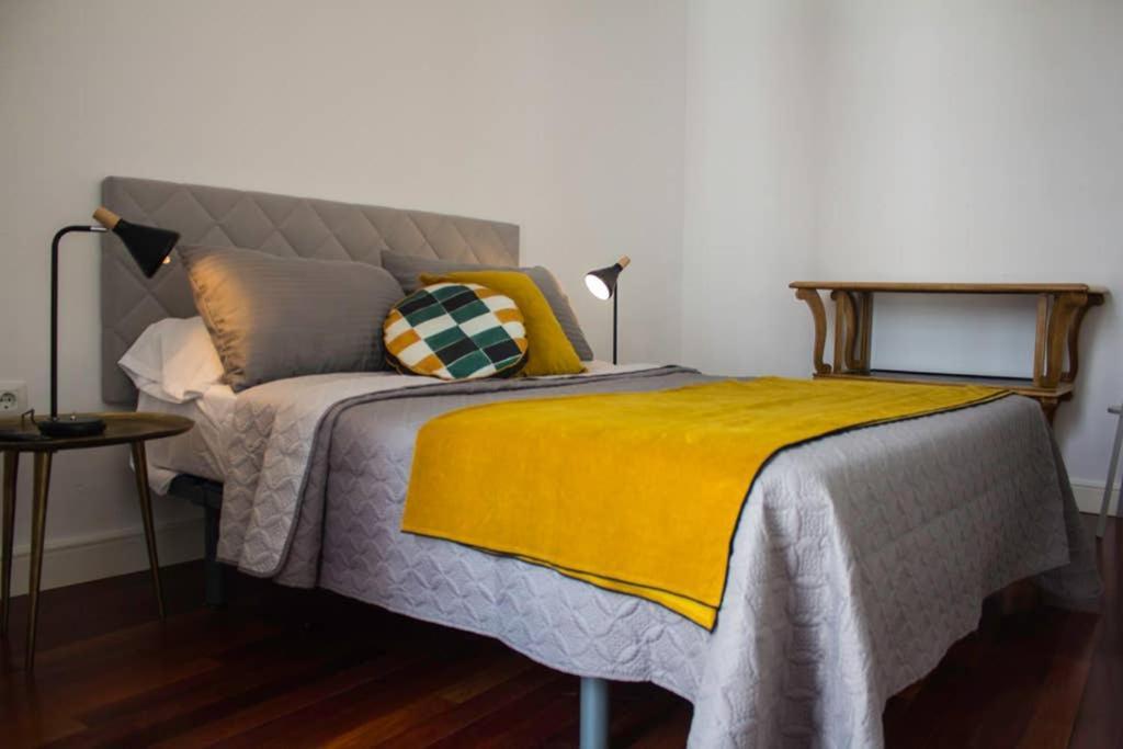 Apartamento La Joya Del 32. Centro De Burgos. Wifi *