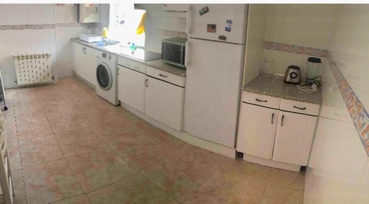 Hispanico Polideportivo Homestay Leon
