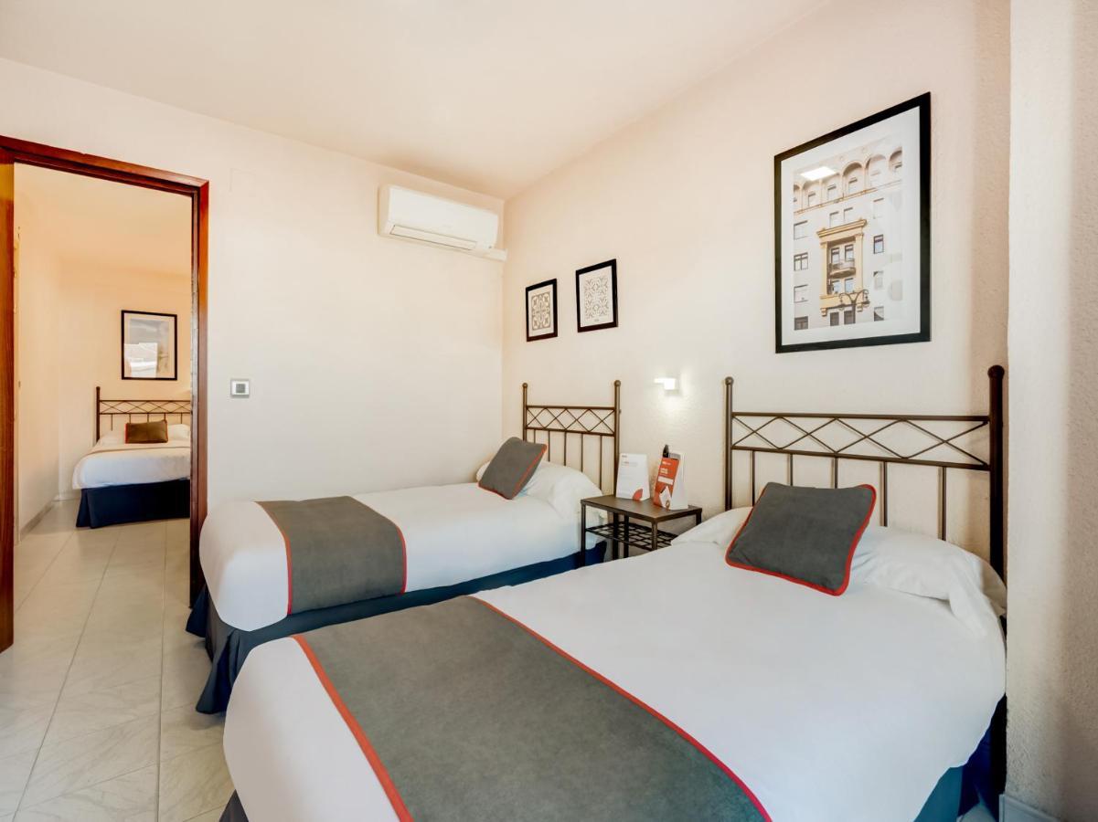 Oyo Luci-mar Guest house