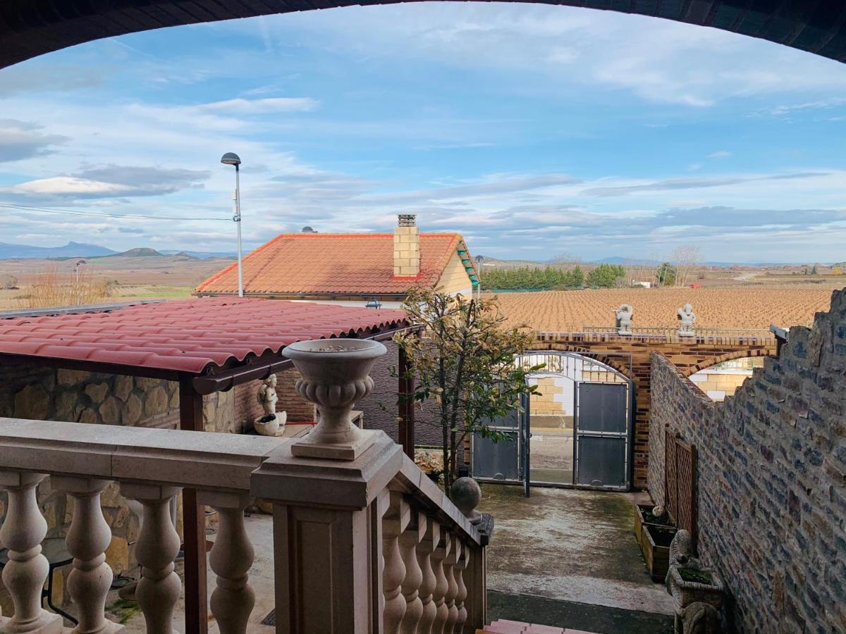 Gran Chalet Logroño Despedidas Soltero Y Familias Bbq Bodega Excelentes Vistas A Viñedos