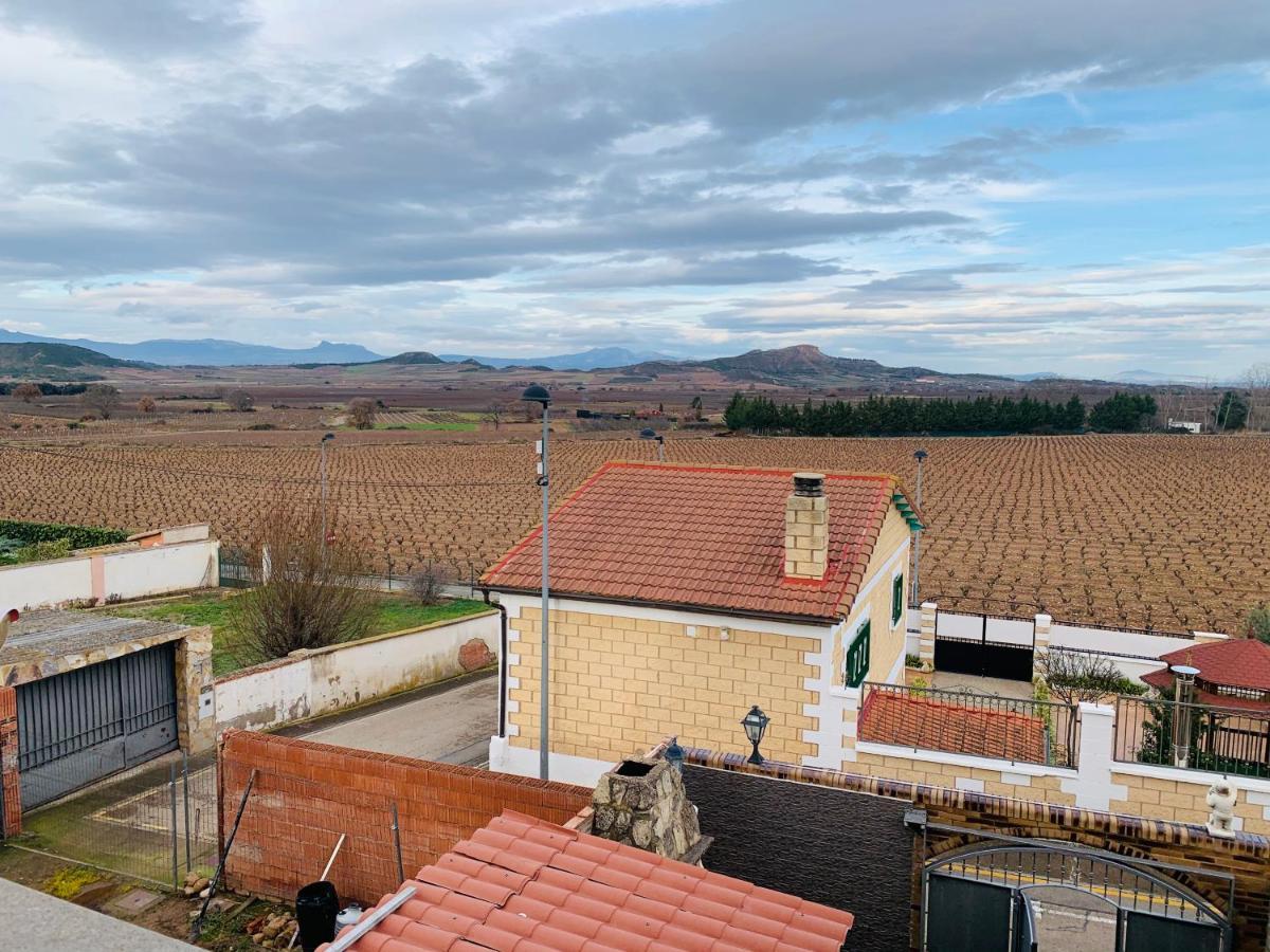 Gran Chalet Logroño Despedidas Soltero Y Familias Bbq Bodega Excelentes Vistas A Viñedos Сasa de vacaciones