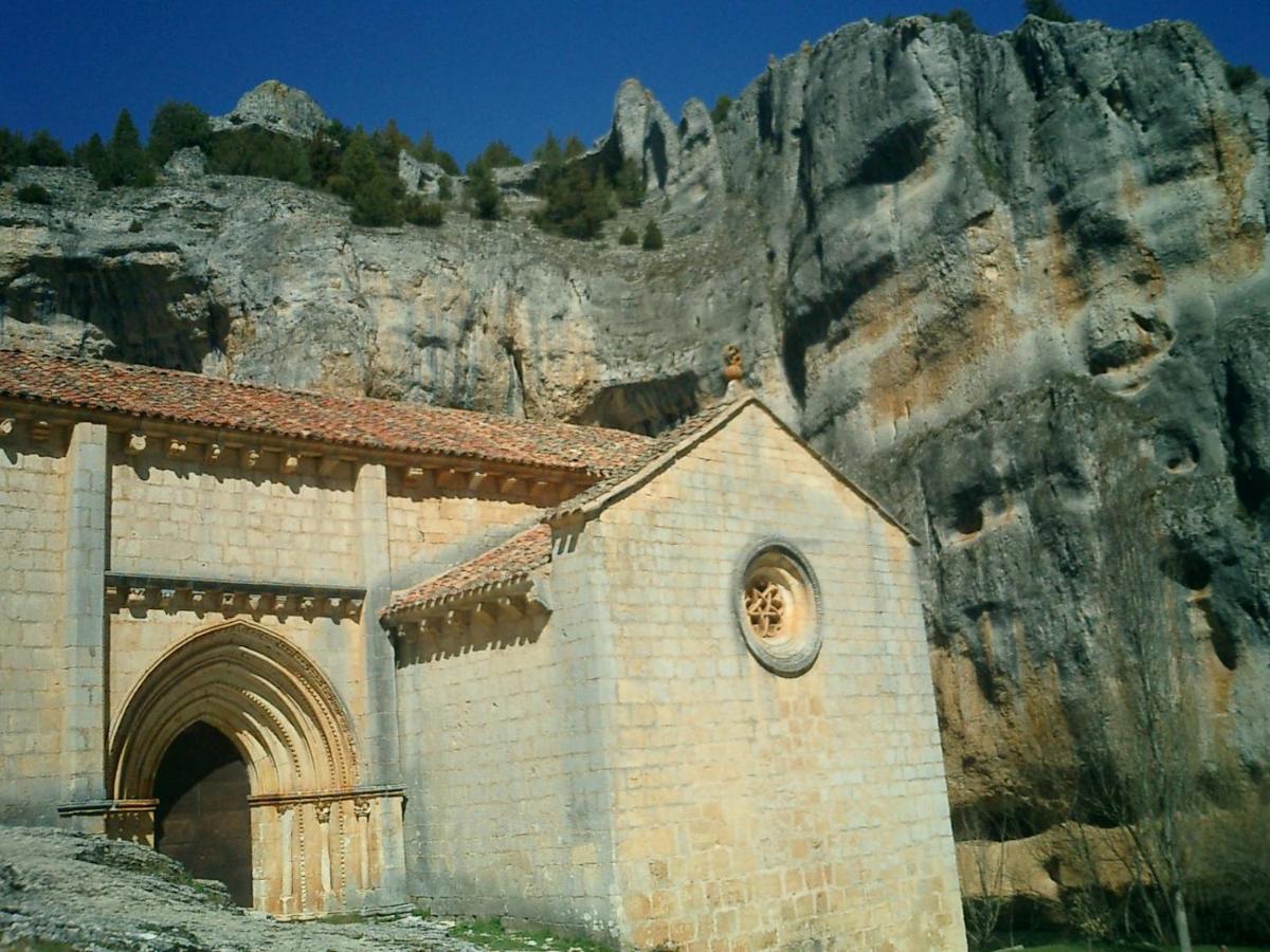 Fuente Del Pino Canon De Rio Lobos * San Leonardo De Yague