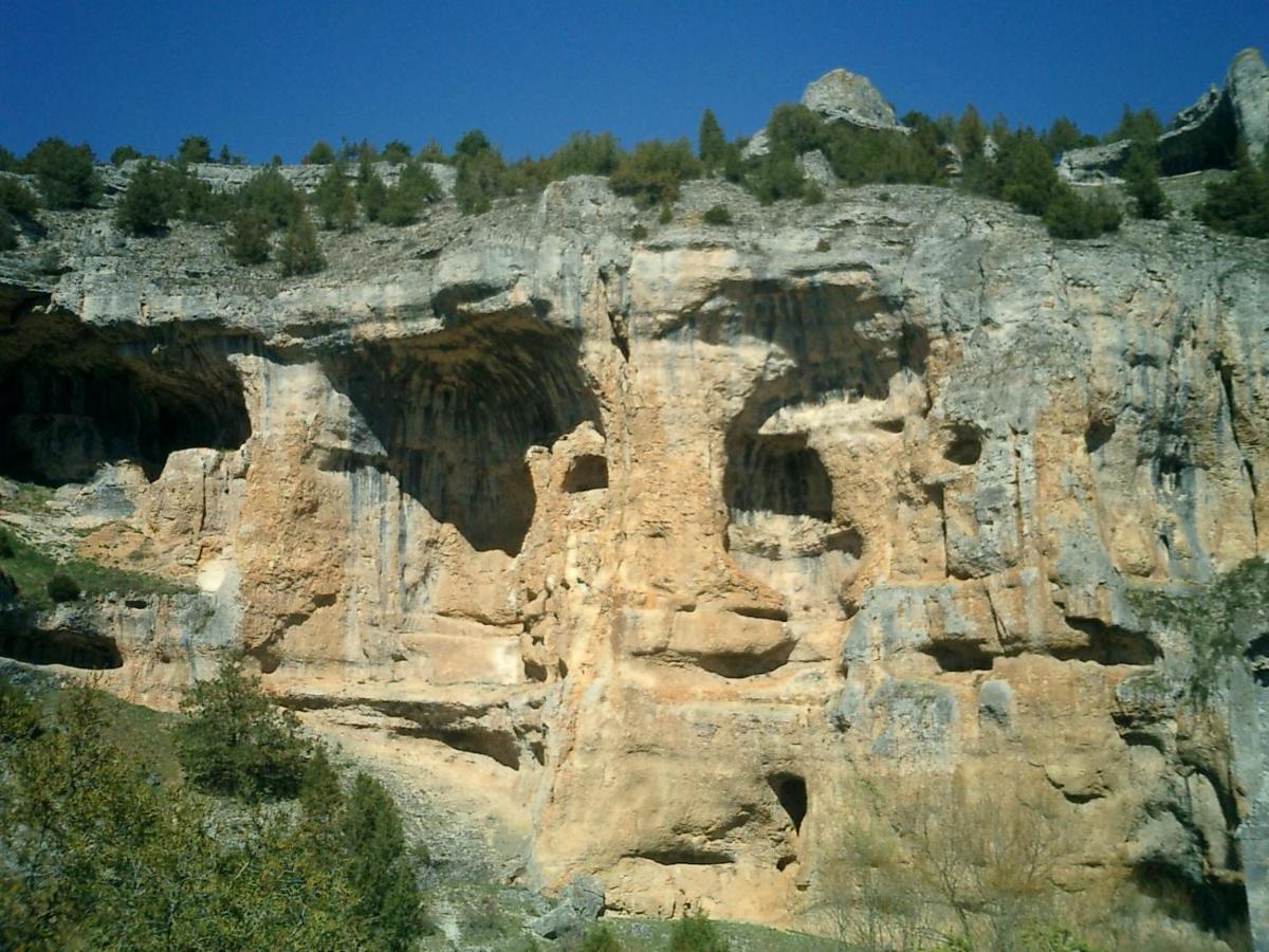 Fuente Del Pino Canon De Rio Lobos * San Leonardo De Yague