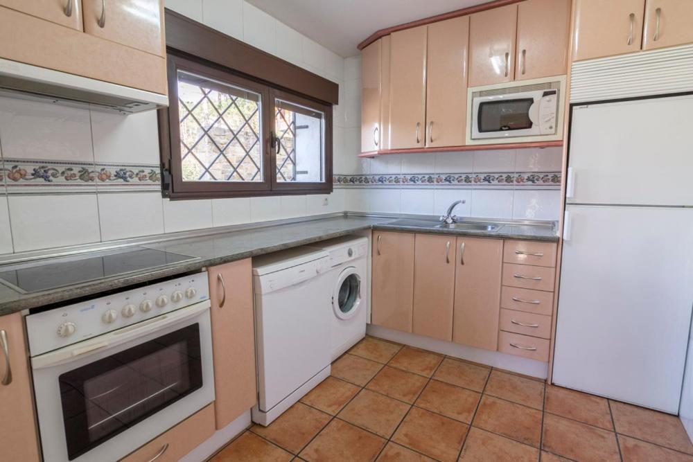 Fuente Del Pino Canon De Rio Lobos Holiday home *