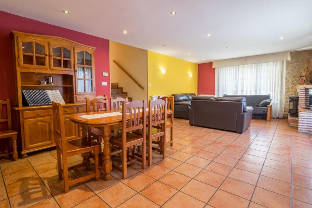 Holiday home Fuente Del Pino Canon De Rio Lobos