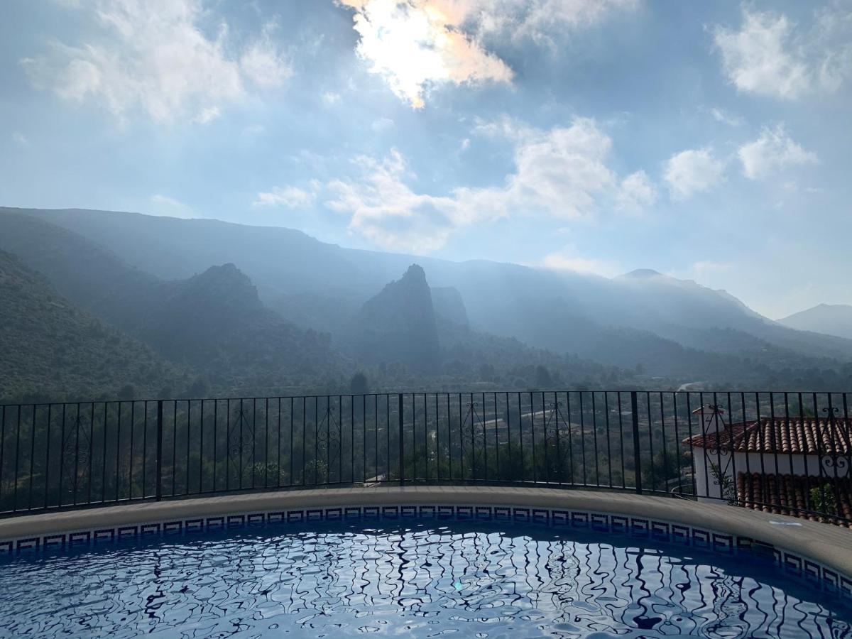 Montesolana Villa *
