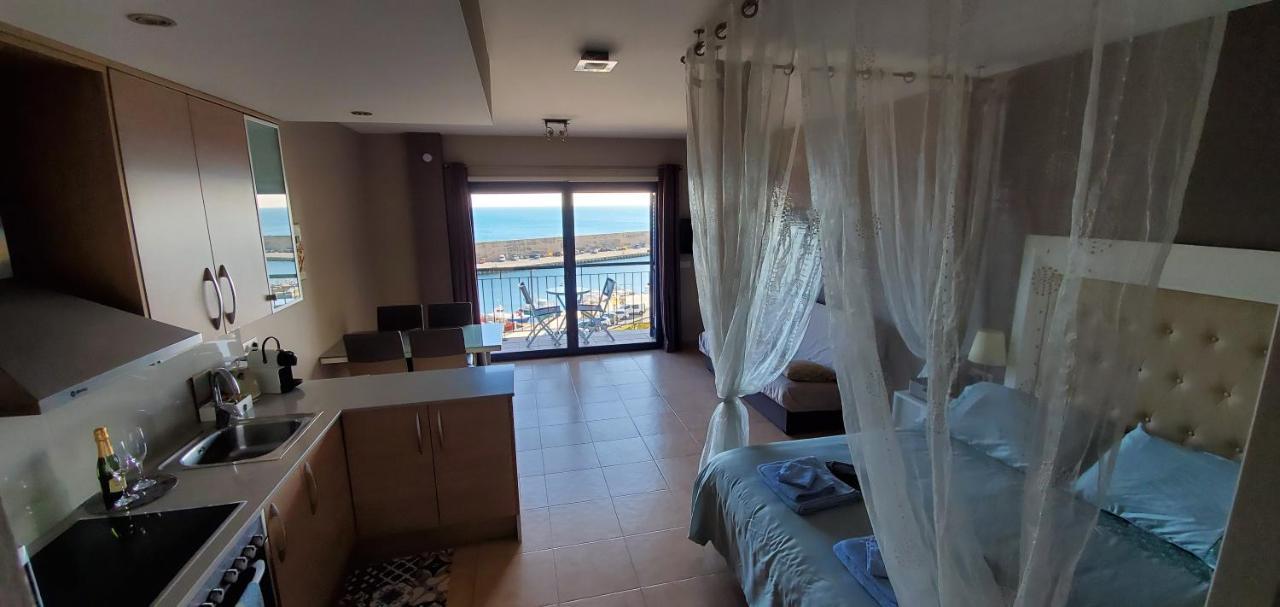 Bella Vista Apartment *