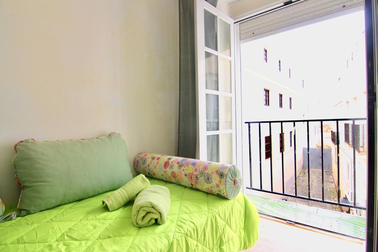 Color Gades Family Apartment