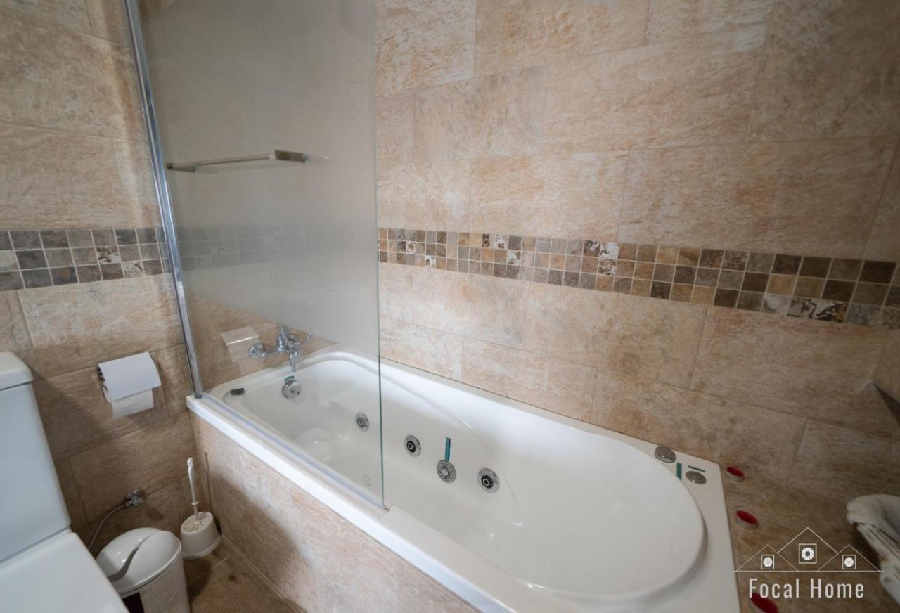 La Zzinetina Con Jacuzzi Apartment Constantina