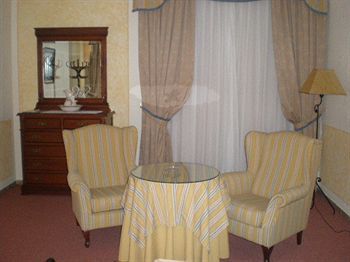 Hotel Sandra 3*