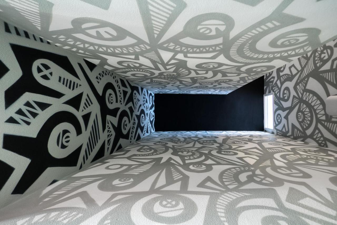 Exclusive Artistic - Instaworthy Selfies Apartamento