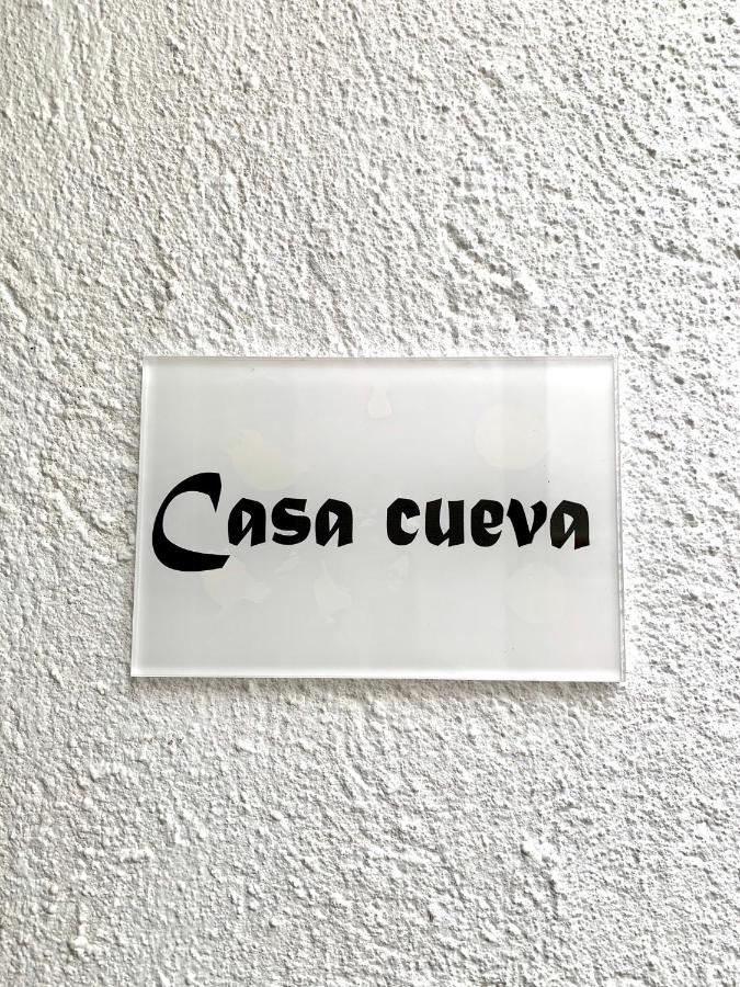 Casa Cueva Castillo Сasa de vacaciones Perales de Tajuna