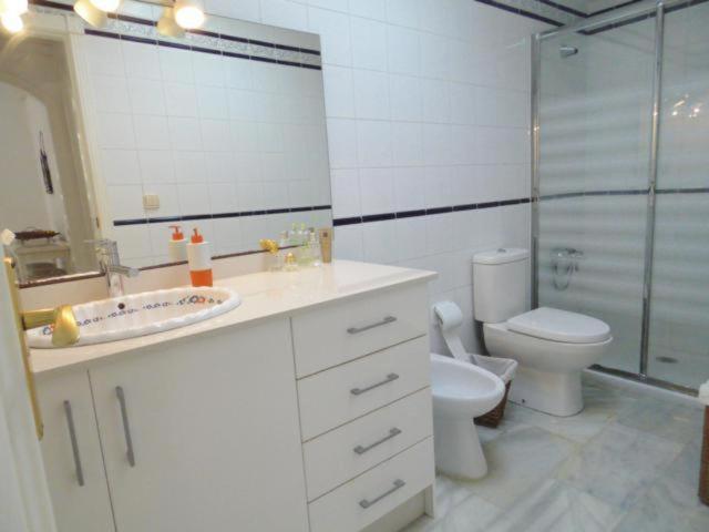 Duquesa 1ª Linea De Mar Apartamento *