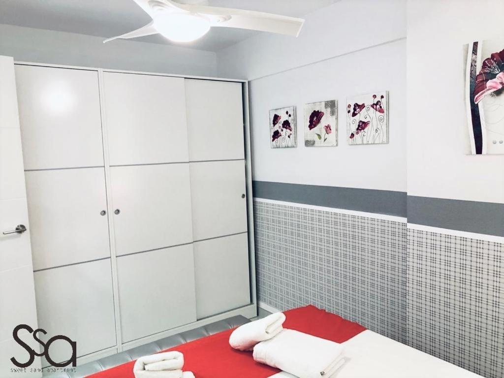 My Sweet Red Apartment Benidorm