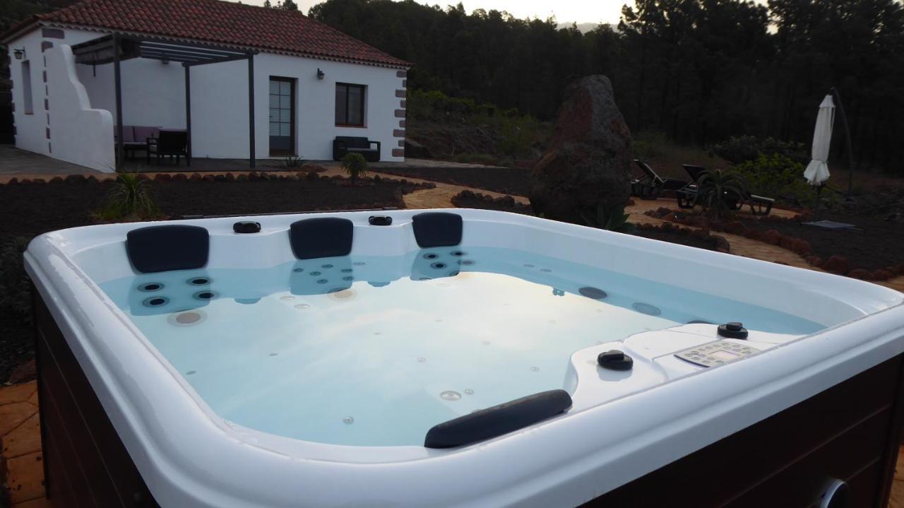 Casa Almendros Jacuzzi Garden Holiday home Puntagorda (La Palma)