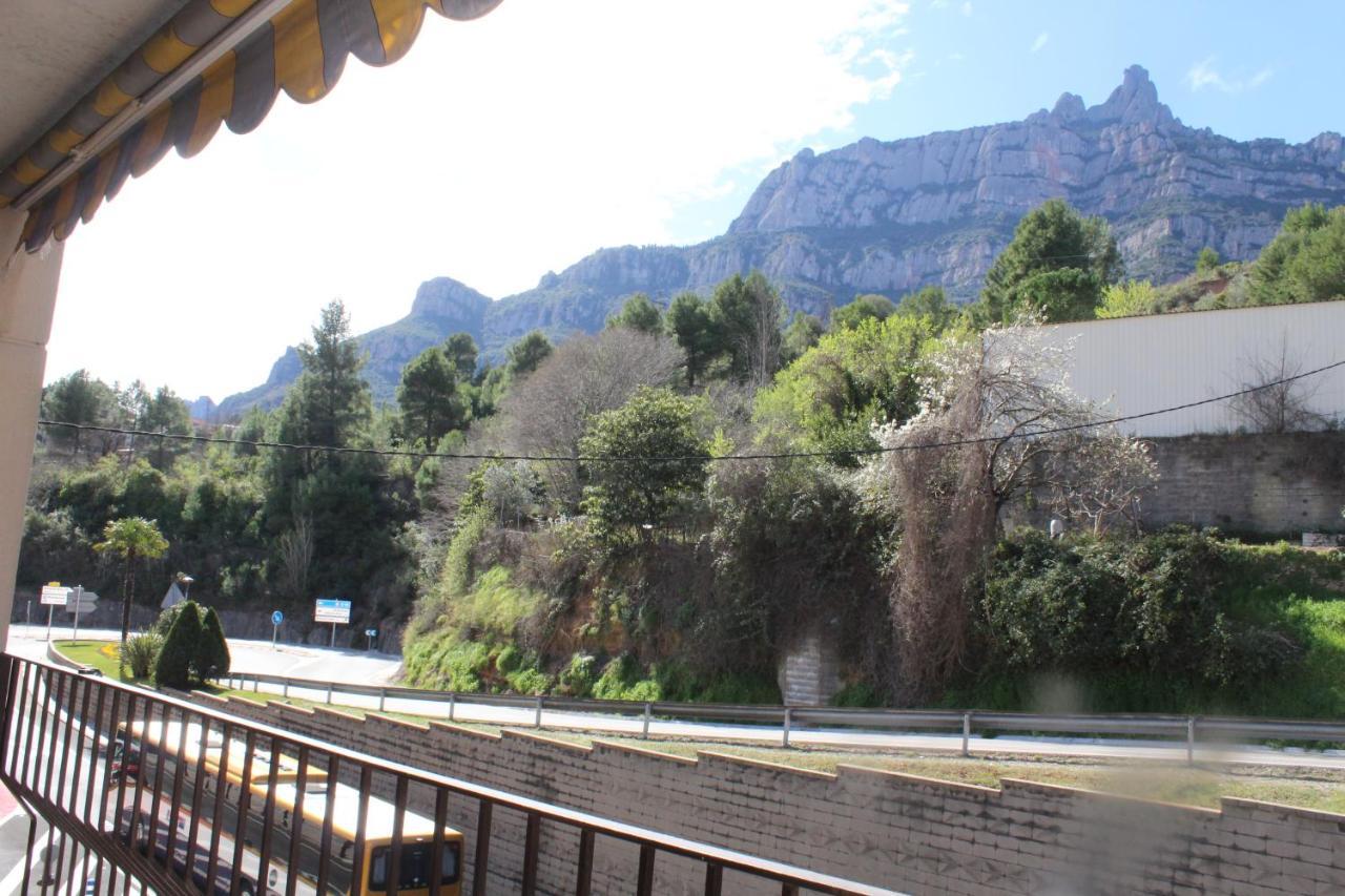 El Raco Al Riu De Montserrat