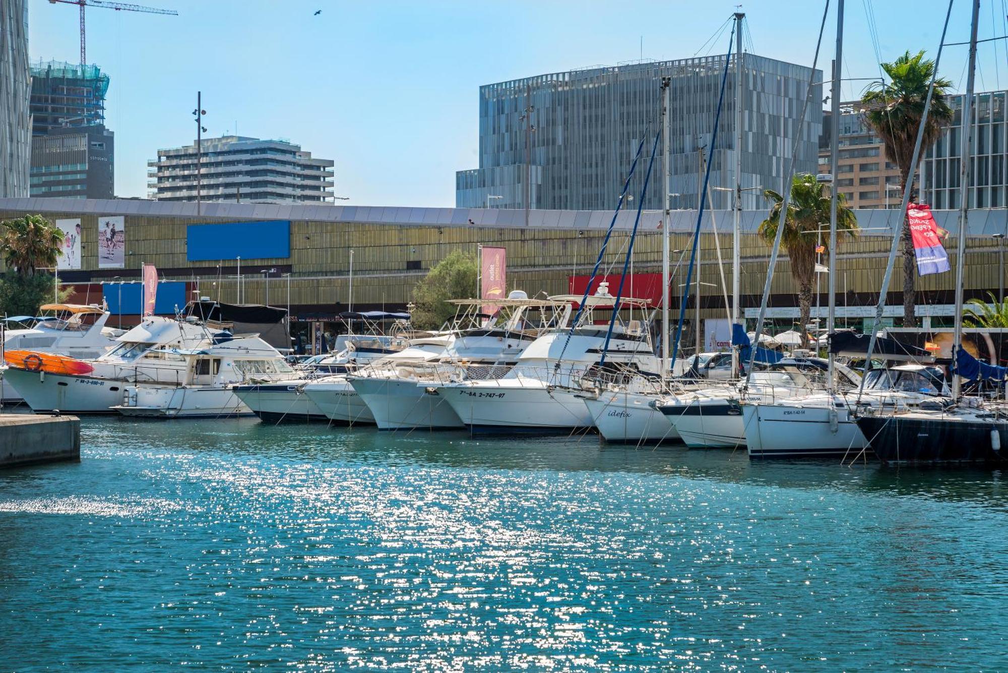Boat Barcelona Botel *